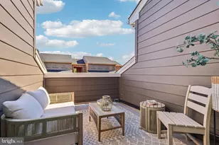 948 Riverplace Dr, Conshohocken, PA 19428 - Photo 40