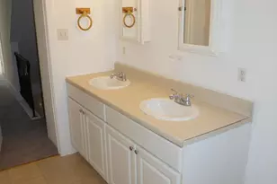 221 E Wood St, Norristown, PA 19401 - Photo 10