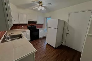 66 N Market St, Hatfield, PA 19440 - Photo 6