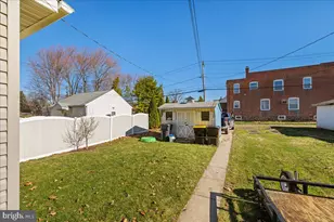 403 W Mt Vernon St, Lansdale, PA 19446 - Photo 22