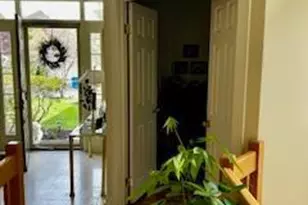 336 Overlook Ln, Conshohocken, PA 19428 - Photo 4