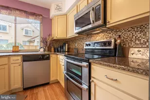 337 Green Meadow Ln, Horsham, PA 19044 - Photo 8