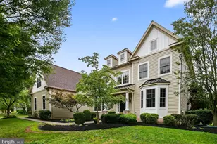 512 Championship Dr, Harleysville, PA 19438 - Photo 2