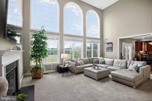 512 Championship Dr, Harleysville, PA 19438 - Photo 4