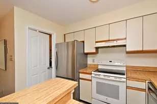 1203 Foxmeadow Dr, Royersford, PA 19468 - Photo 18