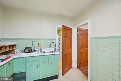 306 E 4th Street, Bridgeport, PA 19405 - Photo 22