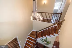 102 Oval Ln, North Wales, PA 19454 - Photo 8