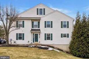 636 Chadbourne Ct, Harleysville, PA 19438 - Photo 1