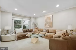 191 Canterbury Ln, Blue Bell, PA 19422 - Photo 4