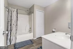 767 Hunter Dr, Pennsburg, PA 18073 - Photo 16