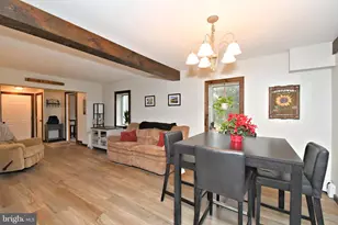 2620 Hillcrest Ave, Norristown, PA 19401 - Photo 10