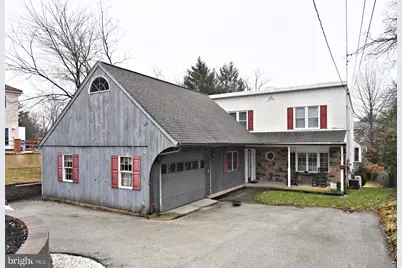 2620 Hillcrest Avenue, Norristown, PA 19401 - Photo 2