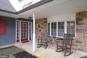 2620 Hillcrest Ave, Norristown, PA 19401 - Photo 1