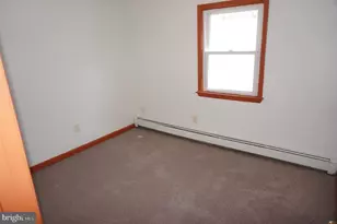 250 E Chestnut St, Norristown, PA 19401 - Photo 12