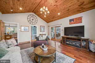 906 Division Ave, Willow Grove, PA 19090 - Photo 8