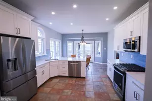 102 Waterview, Eagleville, PA 19403 - Photo 2