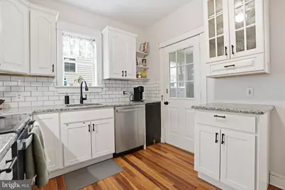 418 E 10th Avenue, Conshohocken, PA 19428 - Photo 8