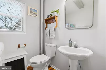 418 E 10th Avenue, Conshohocken, PA 19428 - Photo 12