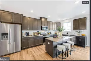 32 Anderson Dr, Bridgeport, PA 19405 - Photo 6