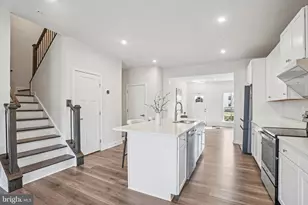 7982 Milltown Cir, Cheltenham, PA 19012 - Photo 4