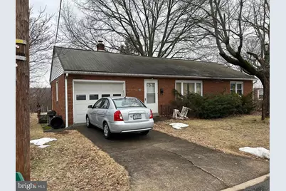 426 Macoby St., Pennsburg, PA 18073 - Photo 2