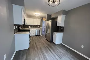 2016 Greenes Way Cir, Collegeville, PA 19426 - Photo 4