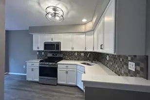 2016 Greenes Way Cir, Collegeville, PA 19426 - Photo 8