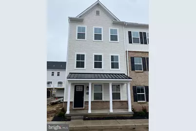 41 E Front Street, Bridgeport, PA 19405 - Photo 2