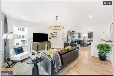 41 E Front Street, Bridgeport, PA 19405 - Photo 14