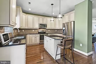 52 Arbor Cir, Colmar, PA 18915 - Photo 18