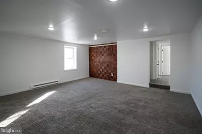 729 Main Street #APT B, Schwenksville, PA 19473 - Photo 8