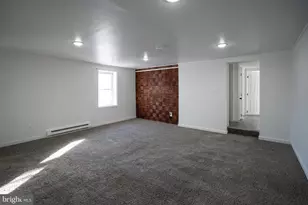 729 Main St, Schwenksville, PA 19473 - Photo 8