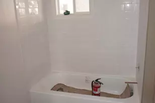 527 Green St, Norristown, PA 19401 - Photo 6