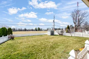 308 Forest Ave, Willow Grove, PA 19090 - Photo 10