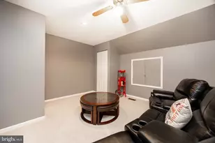 420 Oaktree Ct, Pottstown, PA 19464 - Photo 30