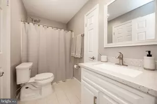 420 Oaktree Ct, Pottstown, PA 19464 - Photo 24