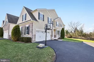 1035 Thorndale Dr, Lansdale, PA 19446 - Photo 4