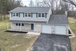 1433 Sandys Ln, North Wales, PA 19454 - Photo 6