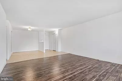 666 W Germantown Pike #1217, Plymouth Meeting, PA 19462 - Photo 14