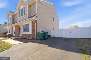 545 W 6th St, Pennsburg, PA 18073 - Photo 2