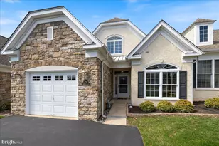 327 Melbourne Way, Souderton, PA 18964 - Photo 2