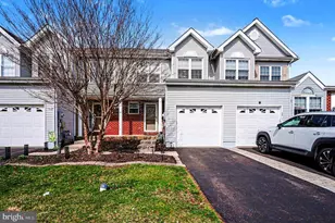 98 Forrest Ct, Royersford, PA 19468 - Photo 1