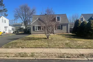 435 Newton Rd, Hatboro, PA 19040 - Photo 2