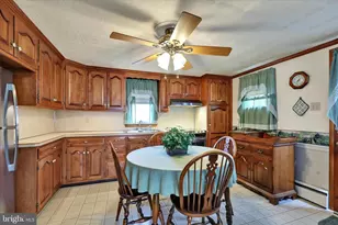 789 Logan St, Pottstown, PA 19464 - Photo 10