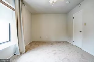 704 Stonybrook, Norristown, PA 19403 - Photo 18