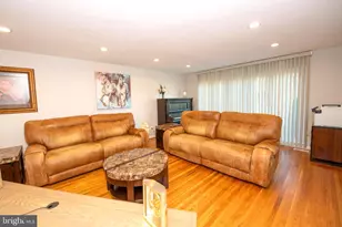 2556 Kirk Dr, Huntingdon Valley, PA 19006 - Photo 6