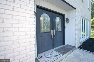 2556 Kirk Dr, Huntingdon Valley, PA 19006 - Photo 2