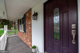 45 Iroquois Dr, Royersford, PA 19468 - Photo 4