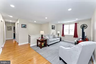 106 Hawthorne Dr, North Wales, PA 19454 - Photo 8