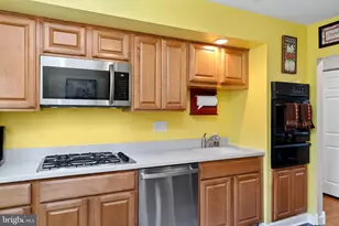 106 Hawthorne Dr, North Wales, PA 19454 - Photo 12